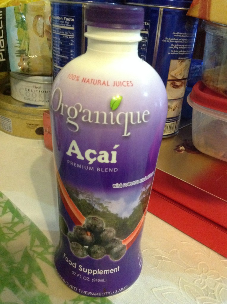 A potent superfood drink Organique Acai Premium Blend The Yogini